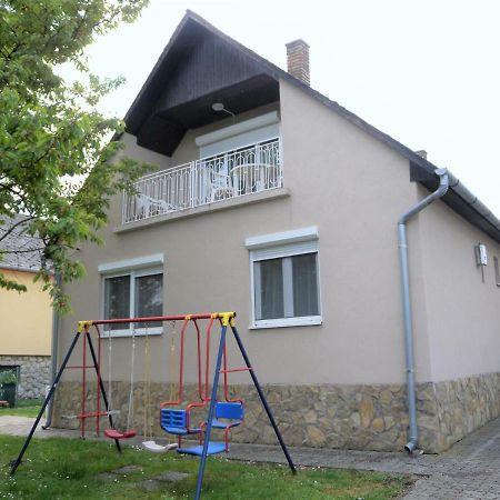 Holiday Home In Fonyod/Balaton 38001 Kültér fotó